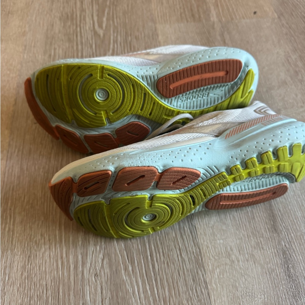 Brooks glycerin GTS 21 Shoes - Picture 6 of 6